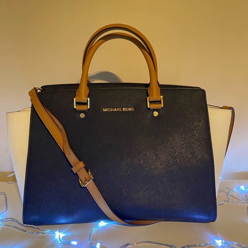 Michael Kors Selma
